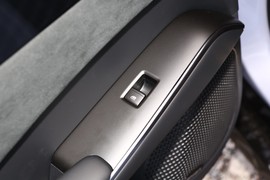 2025款比亚迪海豹