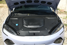 2025款比亚迪海豹