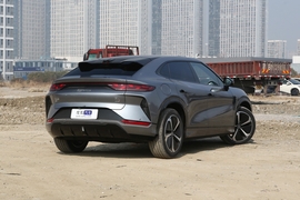 2025款比亚迪宋L