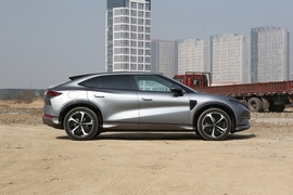 2025款比亚迪宋L