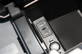 2025款比亚迪唐新能源