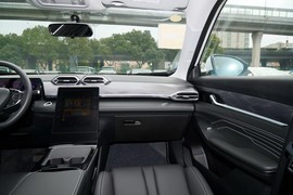 2025款东风风神SKY