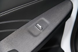 2025款东风风神SKY