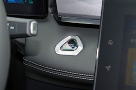 2025款东风风神SKY