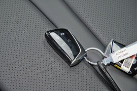 2025款东风风神SKY