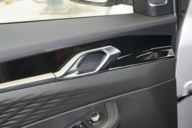 2025款吉利缤越L