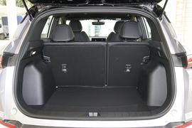 2025款吉利缤越L