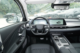 2025款奇瑞艾瑞泽8