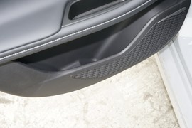 2025款奇瑞艾瑞泽8