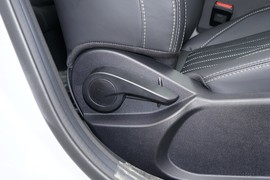 2025款奇瑞艾瑞泽8