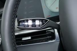 2025款奇瑞艾瑞泽8