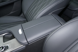 2025款奇瑞艾瑞泽8