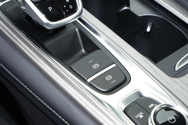 2025款奇瑞艾瑞泽8