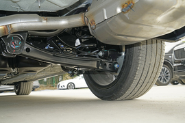 2025款奇瑞艾瑞泽8