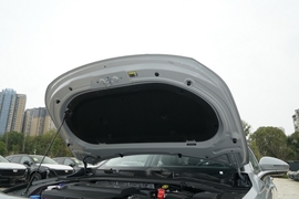 2025款奇瑞艾瑞泽8