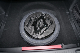 2025款奇瑞艾瑞泽8