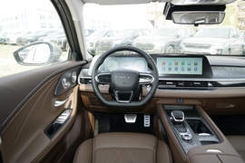 2025款奇瑞艾瑞泽8