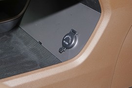 2025款奇瑞艾瑞泽8