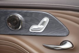 2025款奇瑞艾瑞泽8