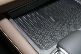 2025款奇瑞艾瑞泽8