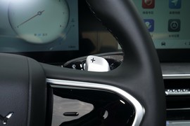 2025款奇瑞艾瑞泽8