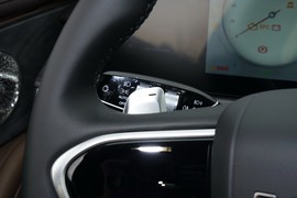 2025款奇瑞艾瑞泽8