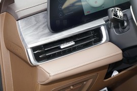 2025款奇瑞艾瑞泽8