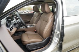 2025款奇瑞艾瑞泽8