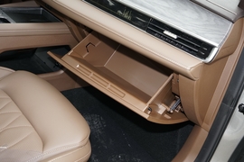 2025款奇瑞艾瑞泽8