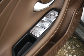 2025款奇瑞艾瑞泽8