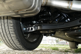 2025款奇瑞艾瑞泽8