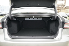 2025款奇瑞艾瑞泽8