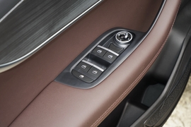 2025款奇瑞瑞虎7