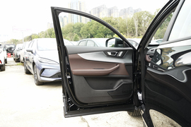 2025款奇瑞瑞虎7