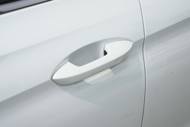 2025款奇瑞艾瑞泽8