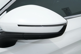 2025款奇瑞艾瑞泽8