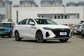 2025款奇瑞艾瑞泽8