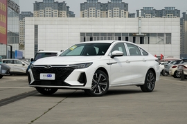 2025款奇瑞艾瑞泽8