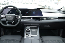 2025款奇瑞艾瑞泽8