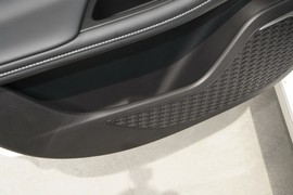 2025款奇瑞艾瑞泽8