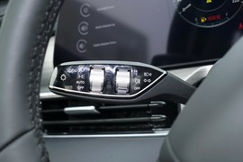 2025款奇瑞艾瑞泽8