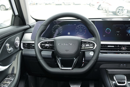 2025款奇瑞艾瑞泽8