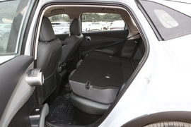 2025款比亚迪元PLUS