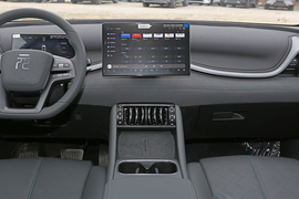 2025款比亚迪元PLUS