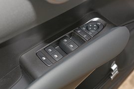 2025款比亚迪元PLUS