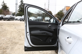 2025款比亚迪元PLUS