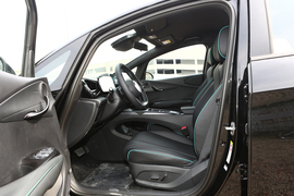 2025款比亚迪海豚