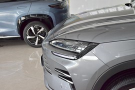 2025款比亚迪宋PLUS新能源