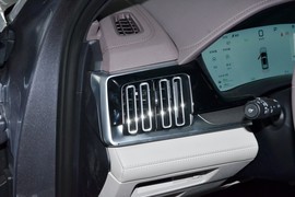 2025款比亚迪宋PLUS新能源