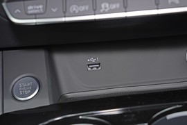 2025款奥迪A4L